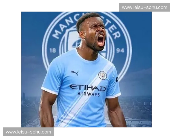 格伊后场出球选择合理 曼城控球体系衔接顺畅